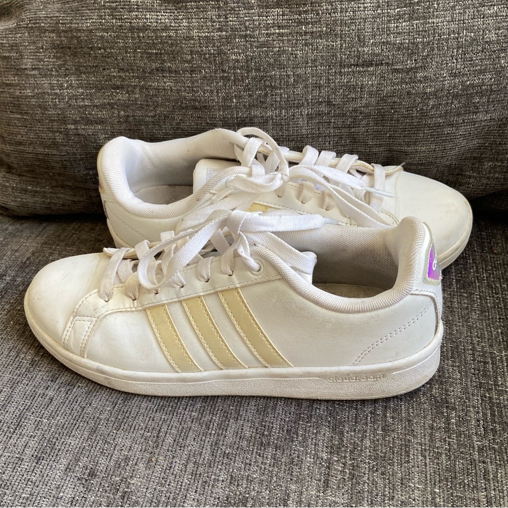 Adidas Walking Athletic Shoes with Cloudfoam Memory Cushion